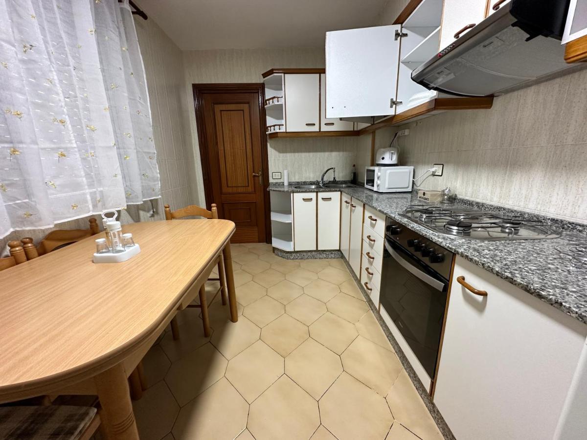 Ferienwohnung Oktheway Et Suseia Sarria Exterior foto