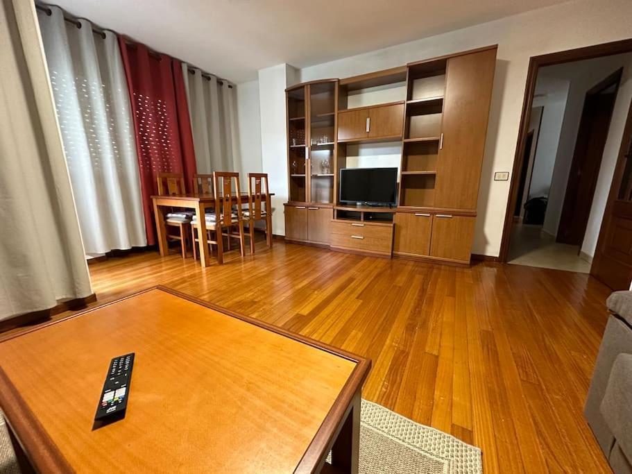 Ferienwohnung Oktheway Et Suseia Sarria Exterior foto